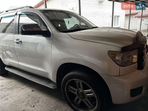 Toyota Sequoia 2008