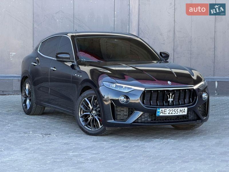 Maserati Levante 2021