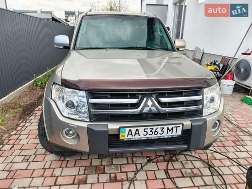 Mitsubishi Pajero 2008