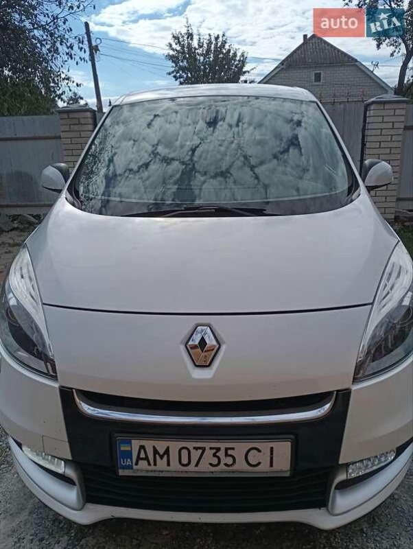 Renault Scenic 2012