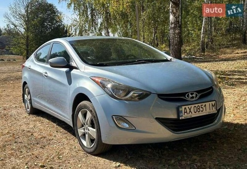 Hyundai Elantra 2012
