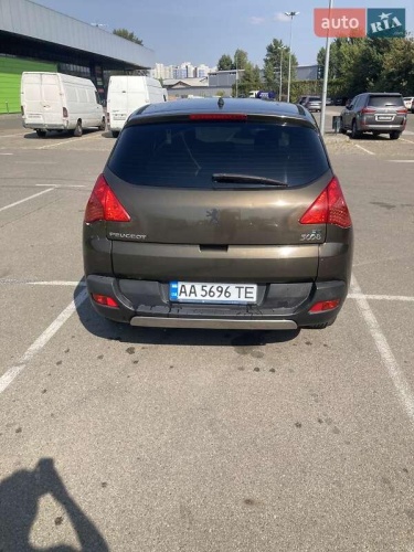 Peugeot 3008 2011