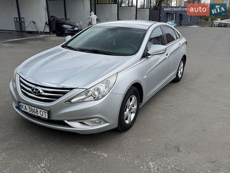 Hyundai Sonata 2013