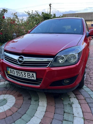 Opel Astra 2012