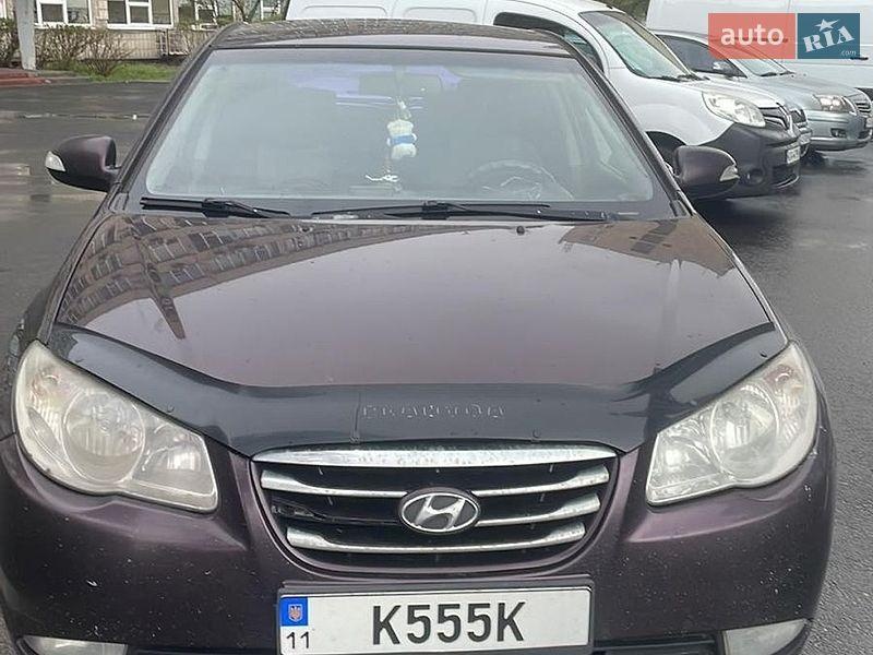 Hyundai Elantra 2011