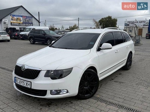 Skoda Superb 2011