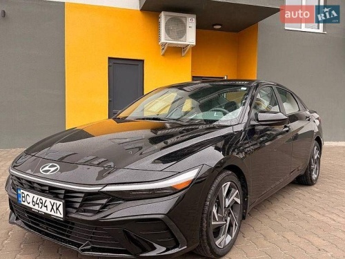 Hyundai Elantra 2025