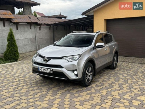 Toyota RAV4 2017