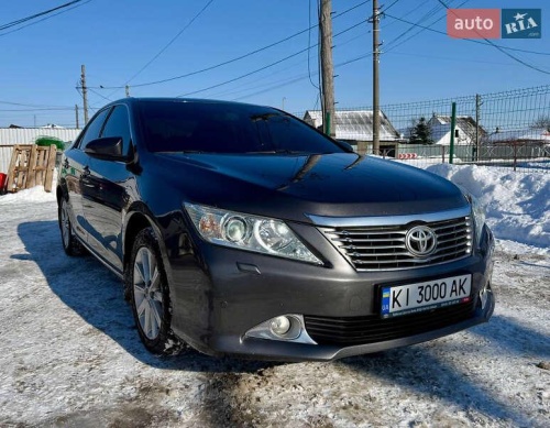 Toyota Camry 2012