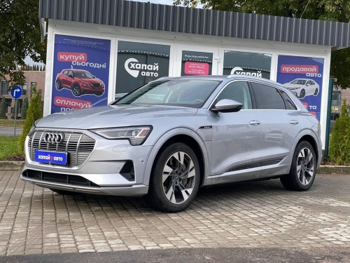 Audi e-tron 2022