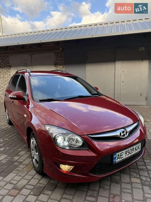 Hyundai i30 2011