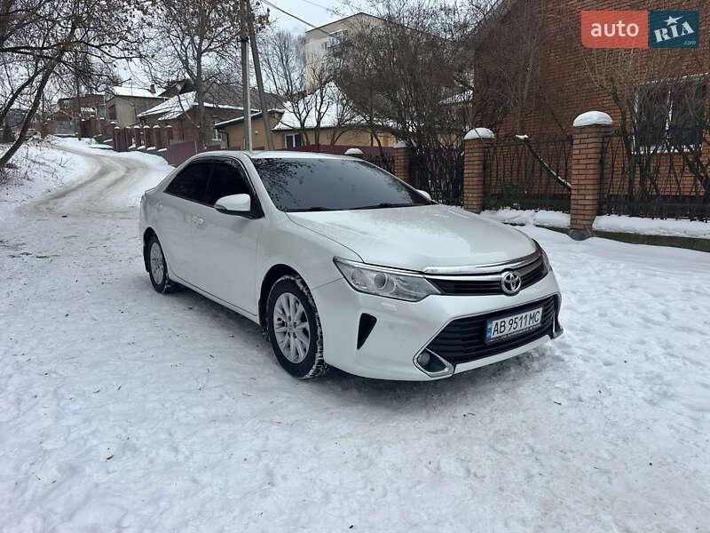 Toyota Camry 2015