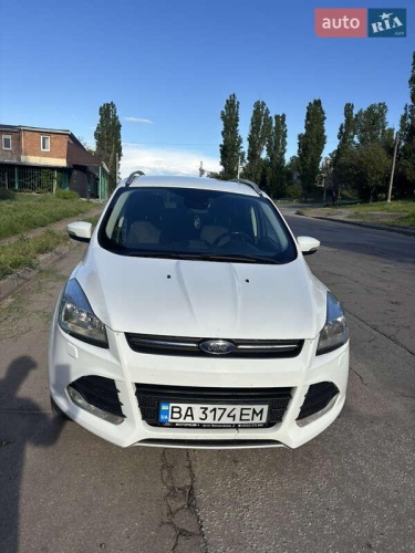 Ford Kuga 2016