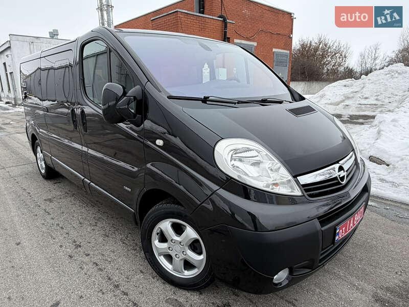 Opel Vivaro 2014
