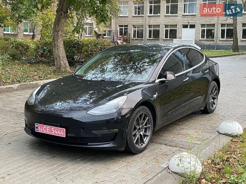 Tesla Model 3 2019