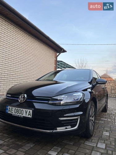Volkswagen e-Golf 2019