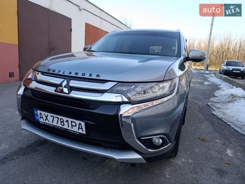Mitsubishi Outlander 2016