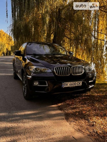 BMW X6 2012