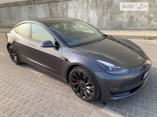 Tesla Model 3 2021