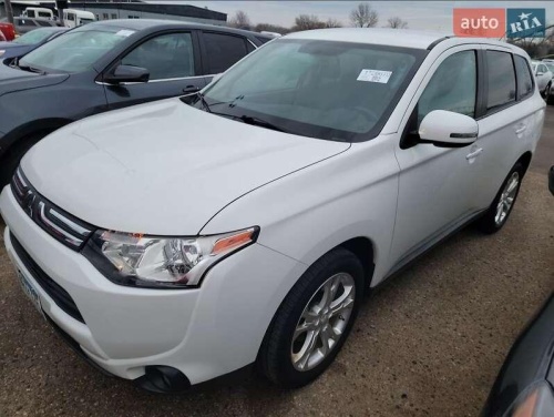 Mitsubishi Outlander 2014