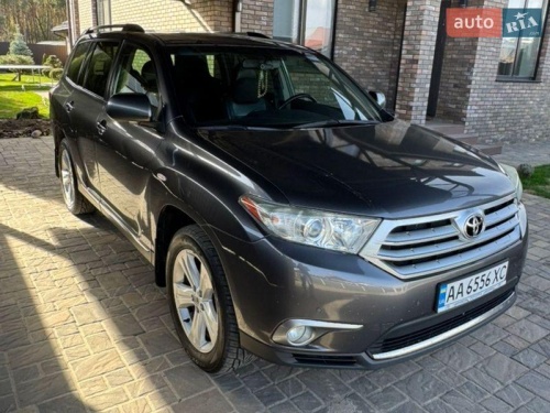 Toyota Highlander 2013