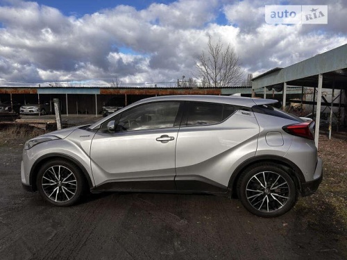 Toyota C-HR 2016