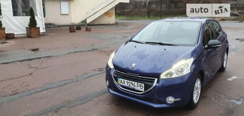 Peugeot 208 2013