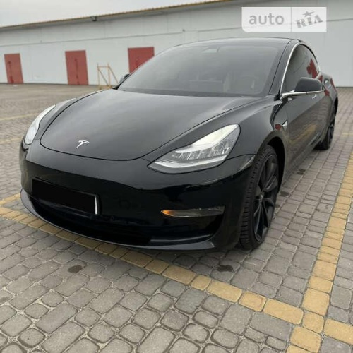 Tesla Model 3 2019