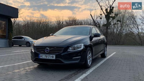 Volvo V60 2015
