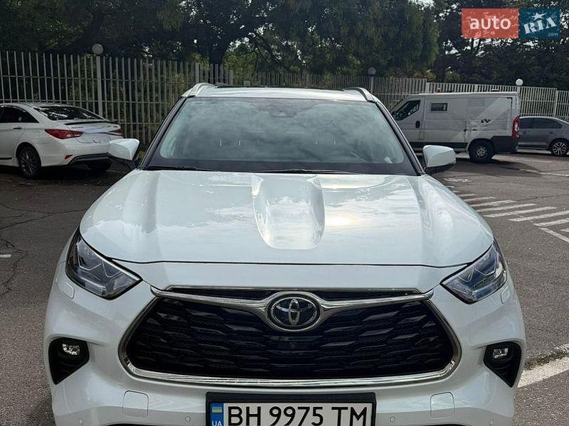 Toyota Highlander 2022