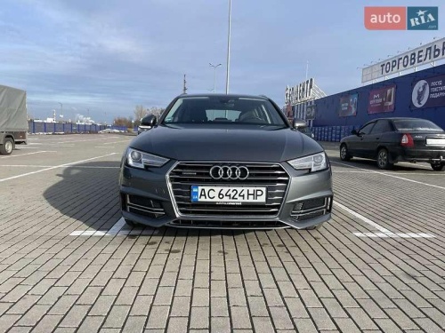 Audi A4 2019