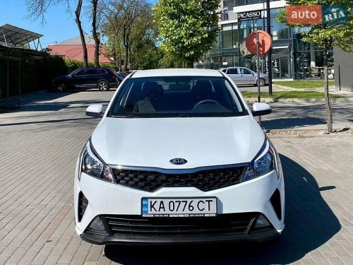 Kia Rio 2021