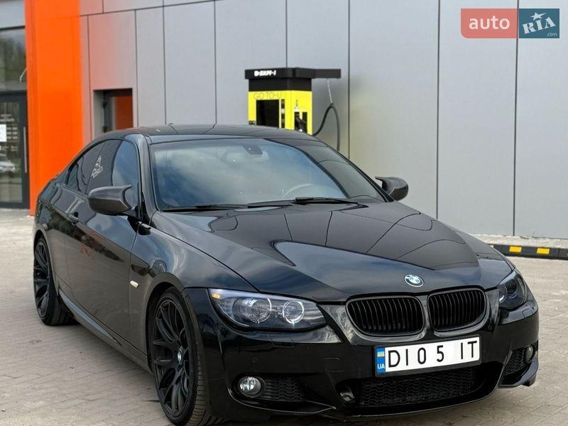 BMW 3 Series 2011