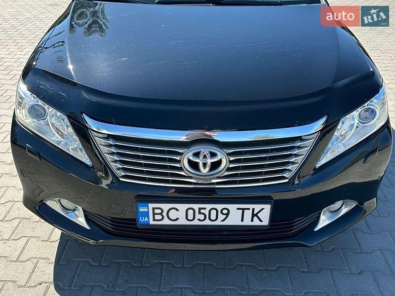 Toyota Camry 2014