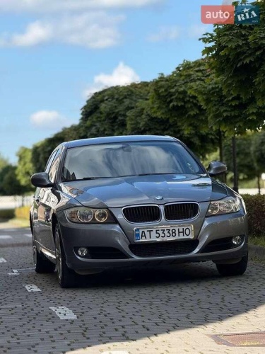 BMW 3 Series 2010