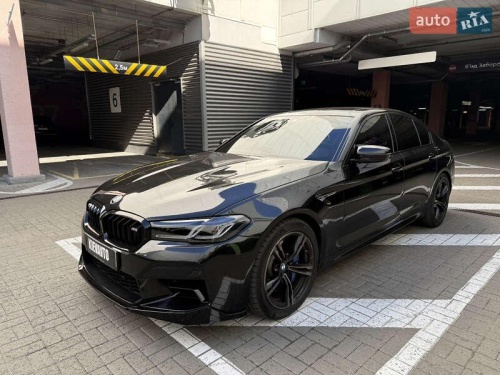 BMW M5 2021