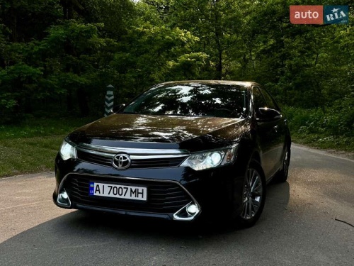 Toyota Camry 2016