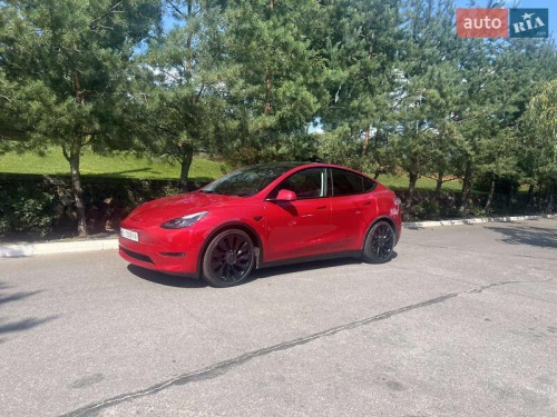Tesla Model Y 2023