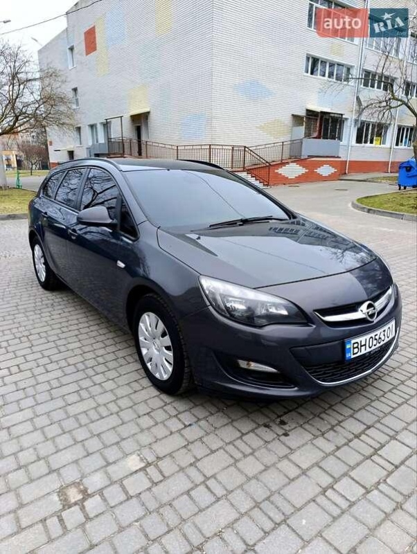 Opel Astra 2015