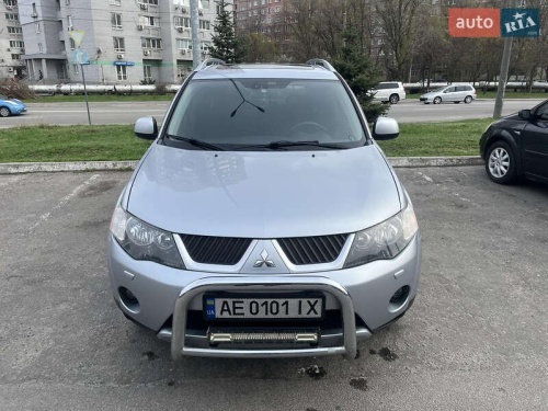 Mitsubishi Outlander XL 2008