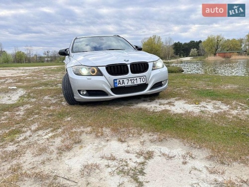 BMW 3 Series 2010