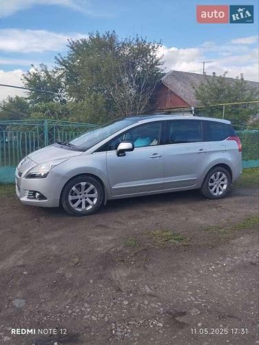 Peugeot 5008 2010