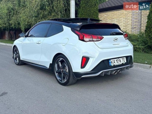 Hyundai Veloster 2018