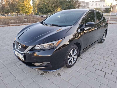 Nissan Leaf 2021
