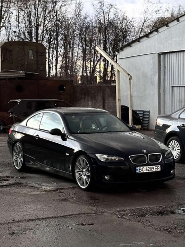 BMW 3 Series 2009