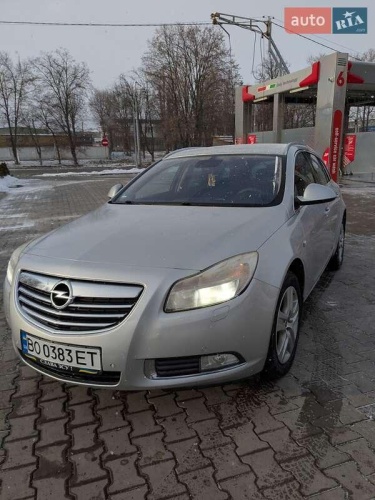 Opel Insignia 2011