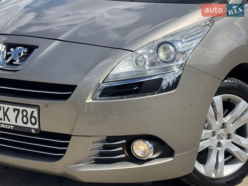 Peugeot 5008 2013