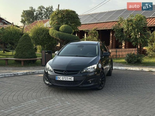 Opel Astra 2014