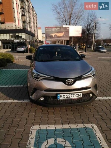 Toyota C-HR 2017
