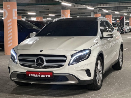 Mercedes-Benz GLA-Class 2015